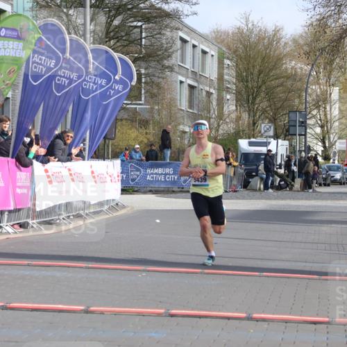 12.04.2026 - 45. Internationalen Wilhelmsburger Insellauf Strokosch-Dieckow http://msf.ph/oto/9450900 12.04.2026 10:07:31 Ziel 5439 meine-sportfotos.de