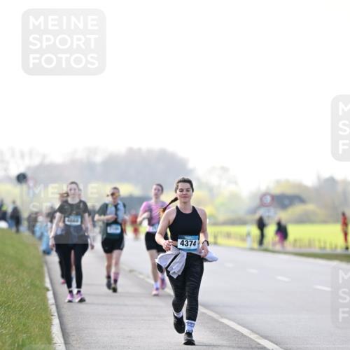 12.04.2026 - 45. Internationalen Wilhelmsburger Insellauf Dr. Thomas Lammeyer http://msf.ph/oto/9450914 12.04.2026 10:47:12 Laufen 4664, 4374 meine-sportfotos.de