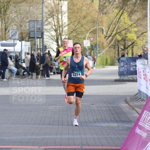 12.04.2026 - 45. Internationalen Wilhelmsburger Insellauf Strokosch-Dieckow http://msf.ph/oto/9450994 12.04.2026 10:09:13 Ziel 5274 meine-sportfotos.de