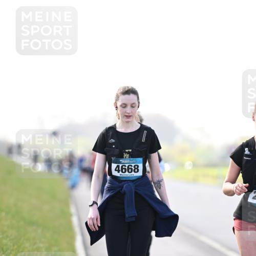 12.04.2026 - 45. Internationalen Wilhelmsburger Insellauf Dr. Thomas Lammeyer http://msf.ph/oto/9451014 12.04.2026 10:47:25 Laufen 45, 4668 meine-sportfotos.de