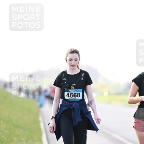 12.04.2026 - 45. Internationalen Wilhelmsburger Insellauf Dr. Thomas Lammeyer http://msf.ph/oto/9451015 12.04.2026 10:47:25 Laufen 45, 4668 meine-sportfotos.de