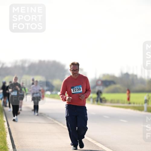 12.04.2026 - 45. Internationalen Wilhelmsburger Insellauf Dr. Thomas Lammeyer http://msf.ph/oto/9451055 12.04.2026 10:47:45 Laufen 2230 meine-sportfotos.de
