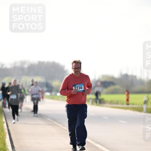 12.04.2026 - 45. Internationalen Wilhelmsburger Insellauf Dr. Thomas Lammeyer http://msf.ph/oto/9451056 12.04.2026 10:47:45 Laufen 2230 meine-sportfotos.de