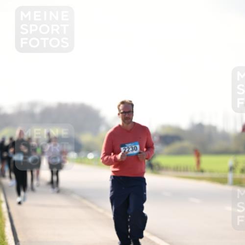 12.04.2026 - 45. Internationalen Wilhelmsburger Insellauf Dr. Thomas Lammeyer http://msf.ph/oto/9451062 12.04.2026 10:47:46 Laufen 2230 meine-sportfotos.de