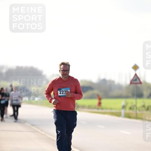 12.04.2026 - 45. Internationalen Wilhelmsburger Insellauf Dr. Thomas Lammeyer http://msf.ph/oto/9451068 12.04.2026 10:47:46 Laufen 223 meine-sportfotos.de