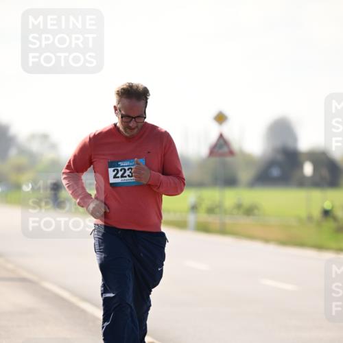 12.04.2026 - 45. Internationalen Wilhelmsburger Insellauf Dr. Thomas Lammeyer http://msf.ph/oto/9451095 12.04.2026 10:47:49 Laufen 4, 223 meine-sportfotos.de