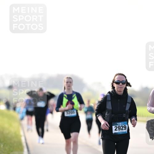 12.04.2026 - 45. Internationalen Wilhelmsburger Insellauf Dr. Thomas Lammeyer http://msf.ph/oto/9451161 12.04.2026 10:48:05 Laufen 3205, 2929 meine-sportfotos.de