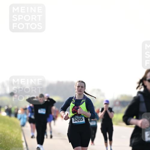 12.04.2026 - 45. Internationalen Wilhelmsburger Insellauf Dr. Thomas Lammeyer http://msf.ph/oto/9451165 12.04.2026 10:48:07 Laufen 3205 meine-sportfotos.de