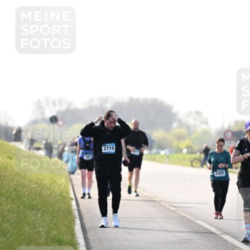 12.04.2026 - 45. Internationalen Wilhelmsburger Insellauf Dr. Thomas Lammeyer http://msf.ph/oto/9451193 12.04.2026 10:48:10 Laufen 3719, 2450 meine-sportfotos.de