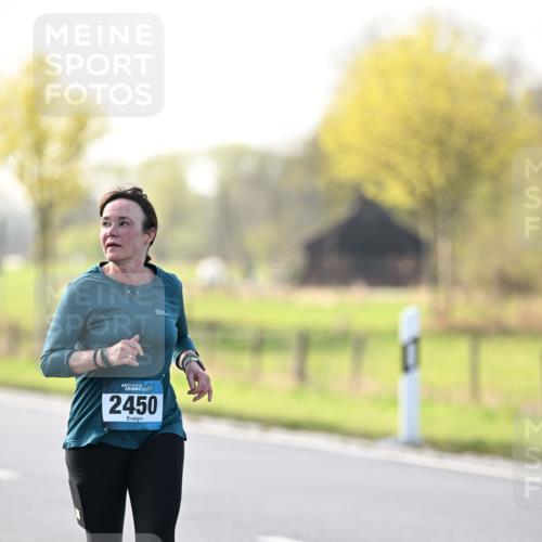 12.04.2026 - 45. Internationalen Wilhelmsburger Insellauf Dr. Thomas Lammeyer http://msf.ph/oto/9451205 12.04.2026 10:48:21 Laufen 2450 meine-sportfotos.de