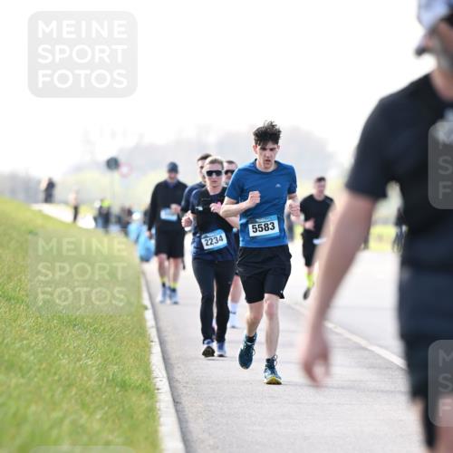 12.04.2026 - 45. Internationalen Wilhelmsburger Insellauf Dr. Thomas Lammeyer http://msf.ph/oto/9451278 12.04.2026 10:49:00 Laufen 2234, 5583 meine-sportfotos.de