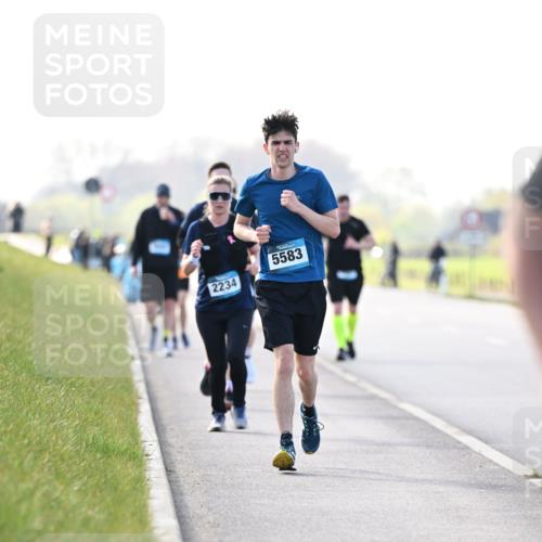 12.04.2026 - 45. Internationalen Wilhelmsburger Insellauf Dr. Thomas Lammeyer http://msf.ph/oto/9451288 12.04.2026 10:49:01 Laufen 2234, 5583 meine-sportfotos.de