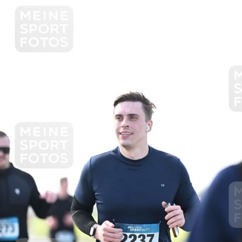 12.04.2026 - 45. Internationalen Wilhelmsburger Insellauf Dr. Thomas Lammeyer http://msf.ph/oto/9451339 12.04.2026 10:49:10 Laufen 275, 2237 meine-sportfotos.de
