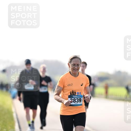 12.04.2026 - 45. Internationalen Wilhelmsburger Insellauf Dr. Thomas Lammeyer http://msf.ph/oto/9451362 12.04.2026 10:49:18 Laufen 2839 meine-sportfotos.de