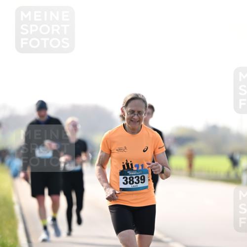 12.04.2026 - 45. Internationalen Wilhelmsburger Insellauf Dr. Thomas Lammeyer http://msf.ph/oto/9451363 12.04.2026 10:49:18 Laufen 45, 3839 meine-sportfotos.de