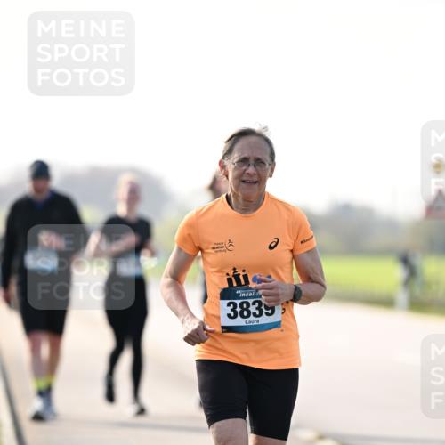 12.04.2026 - 45. Internationalen Wilhelmsburger Insellauf Dr. Thomas Lammeyer http://msf.ph/oto/9451372 12.04.2026 10:49:19 Laufen 4, 3835 meine-sportfotos.de