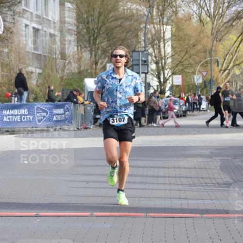12.04.2026 - 45. Internationalen Wilhelmsburger Insellauf Strokosch-Dieckow http://msf.ph/oto/9451380 12.04.2026 10:11:14 Ziel 3107 meine-sportfotos.de