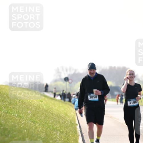 12.04.2026 - 45. Internationalen Wilhelmsburger Insellauf Dr. Thomas Lammeyer http://msf.ph/oto/9451383 12.04.2026 10:49:20 Laufen 3058, 3196 meine-sportfotos.de