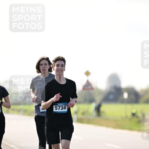 12.04.2026 - 45. Internationalen Wilhelmsburger Insellauf Dr. Thomas Lammeyer http://msf.ph/oto/9451388 12.04.2026 10:49:22 Laufen 5734 meine-sportfotos.de