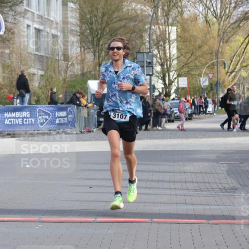 12.04.2026 - 45. Internationalen Wilhelmsburger Insellauf Strokosch-Dieckow http://msf.ph/oto/9451389 12.04.2026 10:11:14 Ziel 3107 meine-sportfotos.de