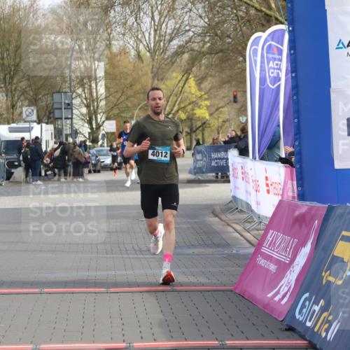 12.04.2026 - 45. Internationalen Wilhelmsburger Insellauf Strokosch-Dieckow http://msf.ph/oto/9451408 12.04.2026 10:11:24 Ziel 4012 meine-sportfotos.de