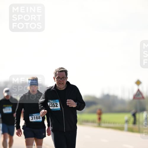 12.04.2026 - 45. Internationalen Wilhelmsburger Insellauf Dr. Thomas Lammeyer http://msf.ph/oto/9451416 12.04.2026 10:49:44 Laufen 3168, 2352 meine-sportfotos.de