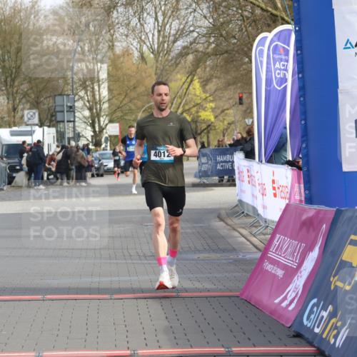 12.04.2026 - 45. Internationalen Wilhelmsburger Insellauf Strokosch-Dieckow http://msf.ph/oto/9451428 12.04.2026 10:11:24 Ziel 4012 meine-sportfotos.de