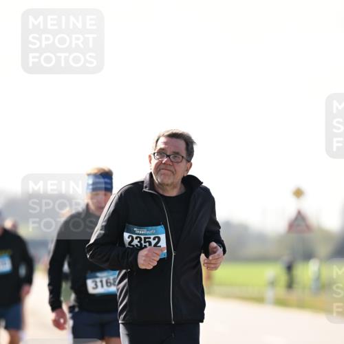 12.04.2026 - 45. Internationalen Wilhelmsburger Insellauf Dr. Thomas Lammeyer http://msf.ph/oto/9451432 12.04.2026 10:49:46 Laufen 3168, 2352 meine-sportfotos.de