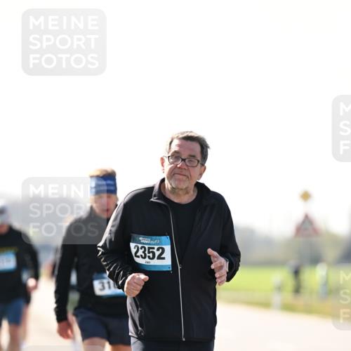 12.04.2026 - 45. Internationalen Wilhelmsburger Insellauf Dr. Thomas Lammeyer http://msf.ph/oto/9451434 12.04.2026 10:49:46 Laufen 31, 2352 meine-sportfotos.de