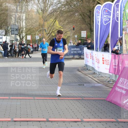 12.04.2026 - 45. Internationalen Wilhelmsburger Insellauf Strokosch-Dieckow http://msf.ph/oto/9451452 12.04.2026 10:11:30 Ziel 2144 meine-sportfotos.de
