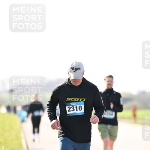 12.04.2026 - 45. Internationalen Wilhelmsburger Insellauf Dr. Thomas Lammeyer http://msf.ph/oto/9451460 12.04.2026 10:49:52 Laufen 2310 meine-sportfotos.de