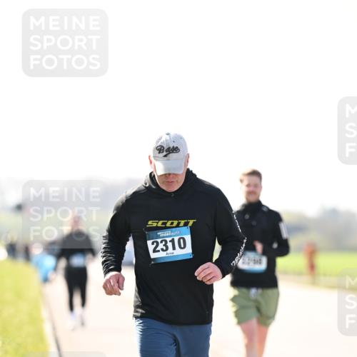 12.04.2026 - 45. Internationalen Wilhelmsburger Insellauf Dr. Thomas Lammeyer http://msf.ph/oto/9451461 12.04.2026 10:49:52 Laufen 2310 meine-sportfotos.de