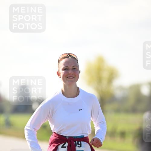 12.04.2026 - 45. Internationalen Wilhelmsburger Insellauf Dr. Thomas Lammeyer http://msf.ph/oto/9451466 12.04.2026 10:49:53 Laufen 45, 209 meine-sportfotos.de