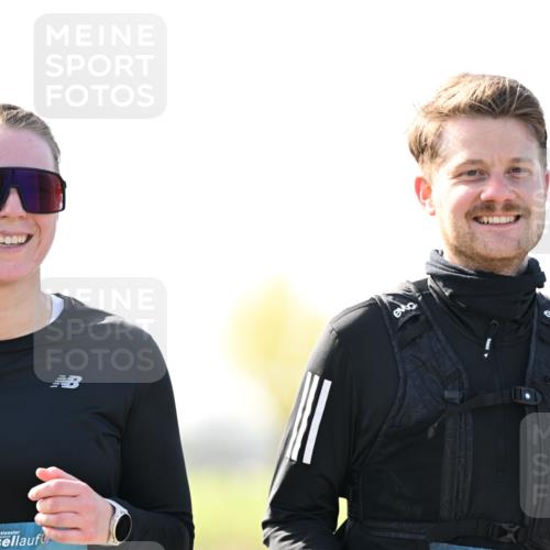 12.04.2026 - 45. Internationalen Wilhelmsburger Insellauf Dr. Thomas Lammeyer http://msf.ph/oto/9451470 12.04.2026 10:49:58 Laufen 297, 45, 3298 meine-sportfotos.de