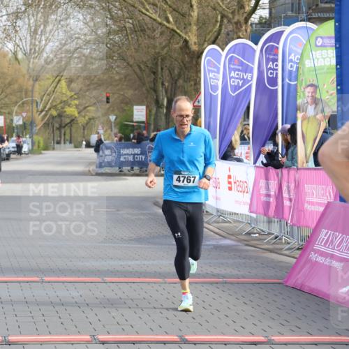 12.04.2026 - 45. Internationalen Wilhelmsburger Insellauf Strokosch-Dieckow http://msf.ph/oto/9451475 12.04.2026 10:11:35 Ziel 2144, 4767 meine-sportfotos.de