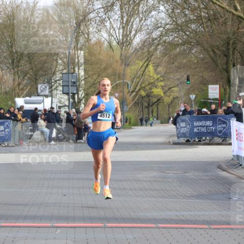 12.04.2026 - 45. Internationalen Wilhelmsburger Insellauf Strokosch-Dieckow http://msf.ph/oto/9451492 12.04.2026 10:12:28 Ziel 4512 meine-sportfotos.de