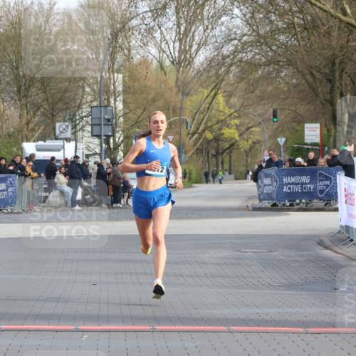 12.04.2026 - 45. Internationalen Wilhelmsburger Insellauf Strokosch-Dieckow http://msf.ph/oto/9451493 12.04.2026 10:12:28 Ziel 4512 meine-sportfotos.de