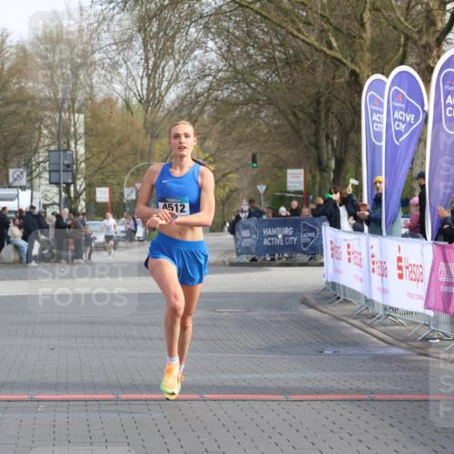 12.04.2026 - 45. Internationalen Wilhelmsburger Insellauf Strokosch-Dieckow http://msf.ph/oto/9451500 12.04.2026 10:12:29 Ziel 4512 meine-sportfotos.de