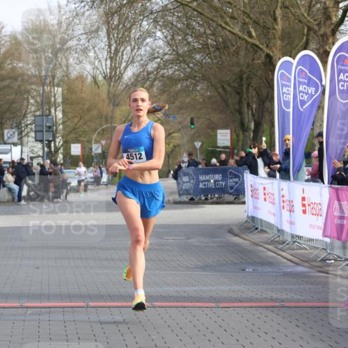 12.04.2026 - 45. Internationalen Wilhelmsburger Insellauf Strokosch-Dieckow http://msf.ph/oto/9451501 12.04.2026 10:12:29 Ziel 4512 meine-sportfotos.de