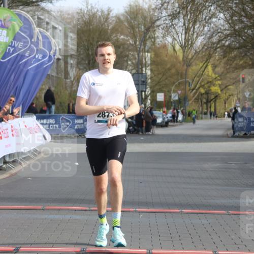 12.04.2026 - 45. Internationalen Wilhelmsburger Insellauf Strokosch-Dieckow http://msf.ph/oto/9451511 12.04.2026 10:12:44 Ziel 2873 meine-sportfotos.de