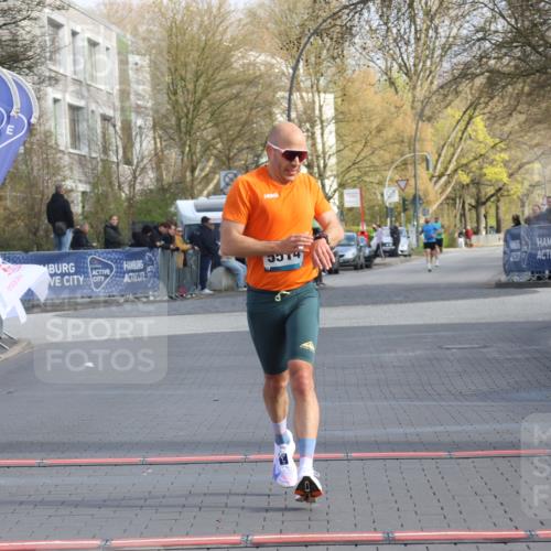 12.04.2026 - 45. Internationalen Wilhelmsburger Insellauf Strokosch-Dieckow http://msf.ph/oto/9451533 12.04.2026 10:13:54 Ziel 5514 meine-sportfotos.de
