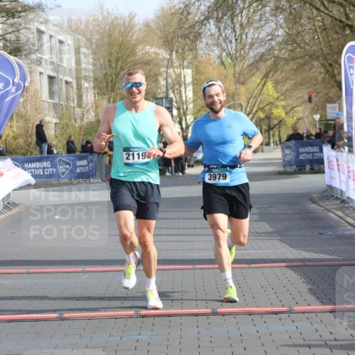 12.04.2026 - 45. Internationalen Wilhelmsburger Insellauf Strokosch-Dieckow http://msf.ph/oto/9451540 12.04.2026 10:14:12 Ziel 2119, 3979 meine-sportfotos.de