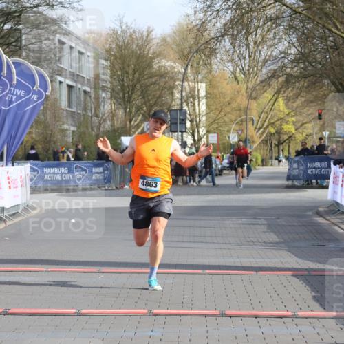 12.04.2026 - 45. Internationalen Wilhelmsburger Insellauf Strokosch-Dieckow http://msf.ph/oto/9451555 12.04.2026 10:15:03 Ziel 4863 meine-sportfotos.de