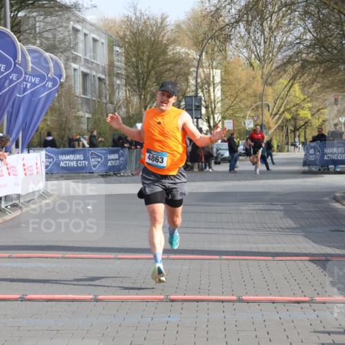 12.04.2026 - 45. Internationalen Wilhelmsburger Insellauf Strokosch-Dieckow http://msf.ph/oto/9451559 12.04.2026 10:15:03 Ziel 4863 meine-sportfotos.de