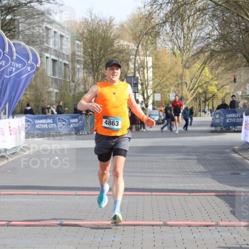12.04.2026 - 45. Internationalen Wilhelmsburger Insellauf Strokosch-Dieckow http://msf.ph/oto/9451564 12.04.2026 10:15:04 Ziel 4863 meine-sportfotos.de