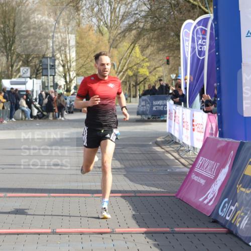 12.04.2026 - 45. Internationalen Wilhelmsburger Insellauf Strokosch-Dieckow http://msf.ph/oto/9451565 12.04.2026 10:15:10 Ziel 4002, 2727 meine-sportfotos.de