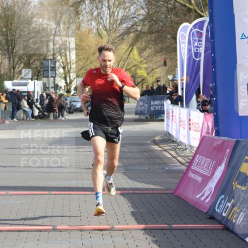 12.04.2026 - 45. Internationalen Wilhelmsburger Insellauf Strokosch-Dieckow http://msf.ph/oto/9451569 12.04.2026 10:15:11 Ziel 4002, 2727 meine-sportfotos.de