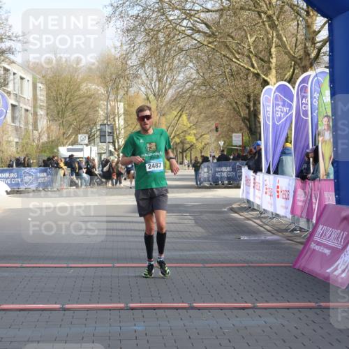 12.04.2026 - 45. Internationalen Wilhelmsburger Insellauf Strokosch-Dieckow http://msf.ph/oto/9451663 12.04.2026 10:16:49 Ziel 2487 meine-sportfotos.de