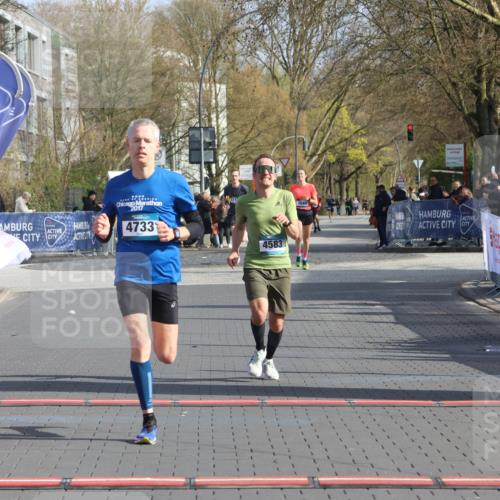 12.04.2026 - 45. Internationalen Wilhelmsburger Insellauf Strokosch-Dieckow http://msf.ph/oto/9451781 12.04.2026 10:19:03 Ziel 4733, 4583 meine-sportfotos.de