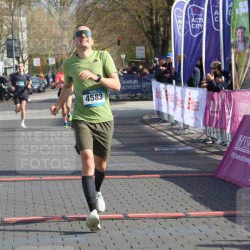 12.04.2026 - 45. Internationalen Wilhelmsburger Insellauf Strokosch-Dieckow http://msf.ph/oto/9451796 12.04.2026 10:19:05 Ziel 4733, 4583 meine-sportfotos.de